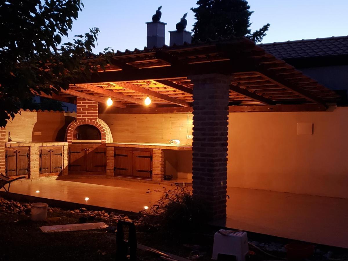 Villa Kortina Bašanija Екстериор снимка