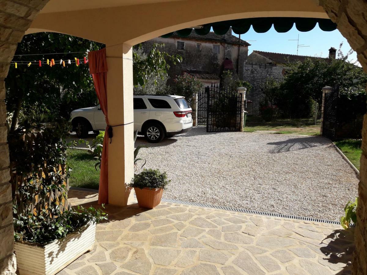 Villa Kortina Bašanija Екстериор снимка